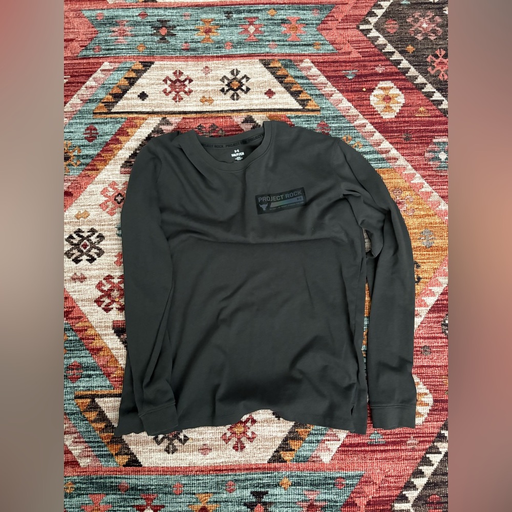 Men’s Small Project rock Under Armour long sleeve